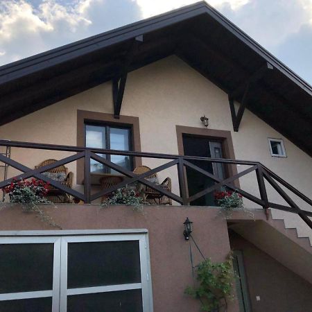 Apartmani Joma บายินา บาชตา ภายนอก รูปภาพ
