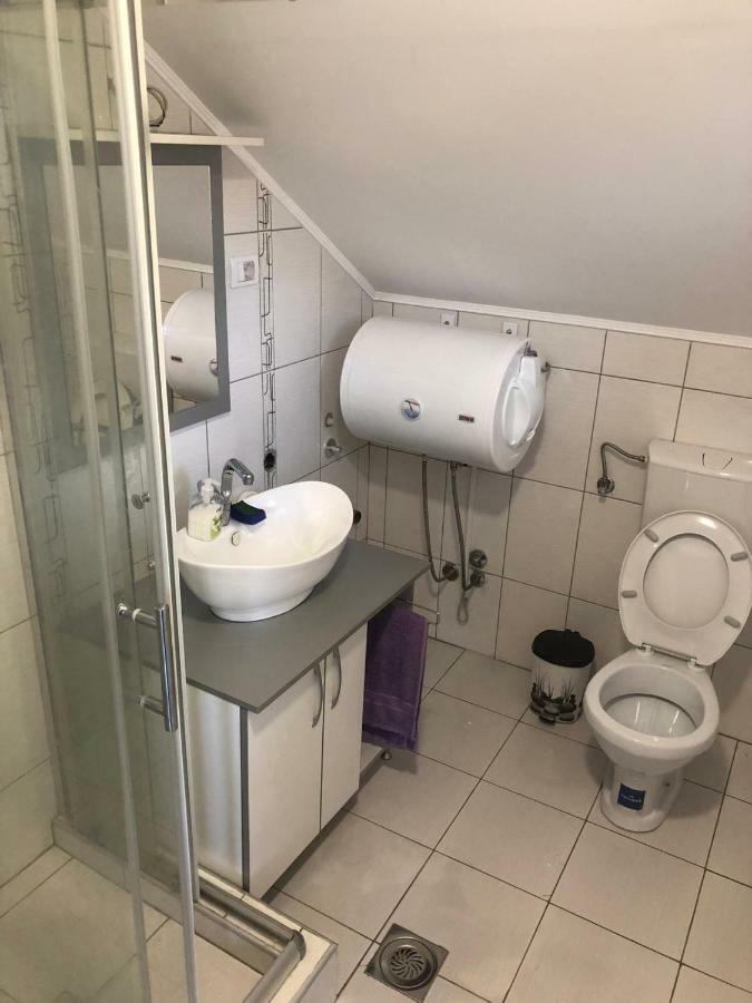 Apartmani Joma บายินา บาชตา ภายนอก รูปภาพ
